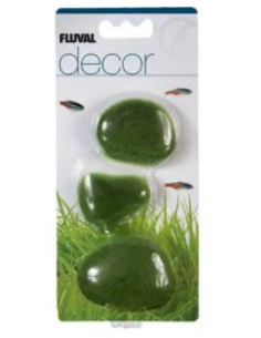 Pierres recouvertes de mousse S de Fluval.